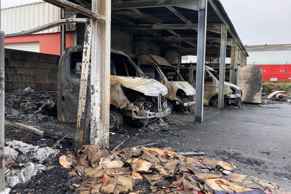 Les réserves des Restos du Coeur de Lorient détruites par un incendie