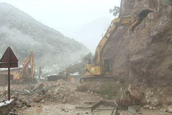 Un gros éboulement avait déjà entraîné une coupure de la route dans la vallée de la Tinée en décembre 2012.