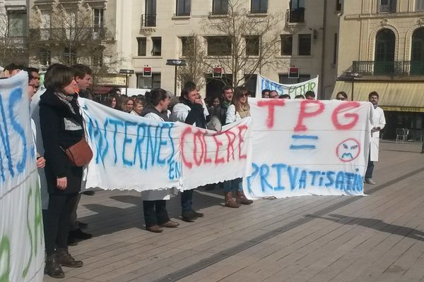 Les internes grévistes pensent que le Tiers Payant Généralisé va induire la privatisation de la médecine