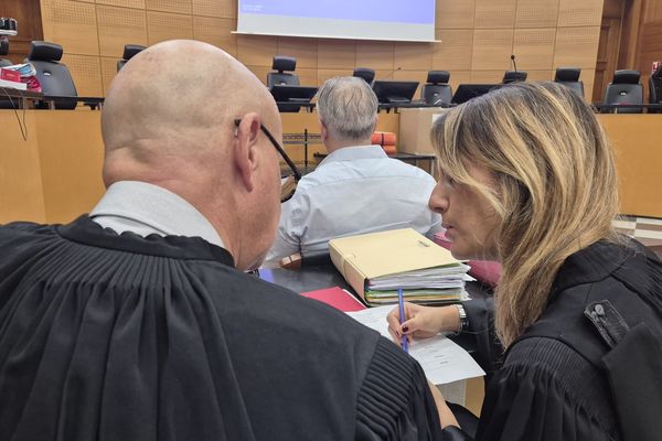 Me Camille Romani et Me Nathalie Airola, avocats de Marcel Vadella.