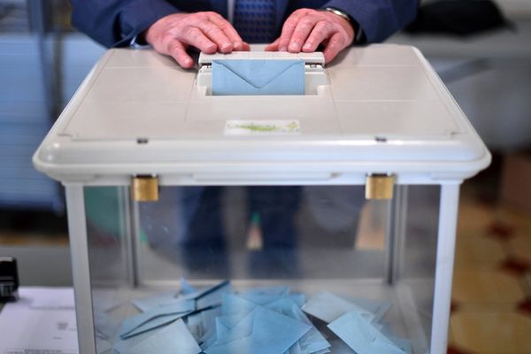 Quelle participation à 12h pour le 1er des élections législatives 2017 ?