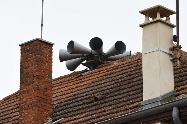 Il ne faudra pas paniquer si vous entendez retentir les sirènes d'alerte vendredi 9 octobre à Montluçon dans l'Allier.