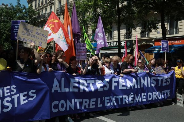 200 associations et des syndicats ont appelé à manifester contre le Rassemblement National ce dimanche.