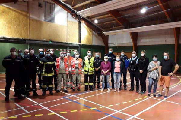 Une coulée de boue au camping de Saint-Germain-L'Herm a provoqué l'évacuation des vacanciers ce jeudi 13 août dans la nuit. 