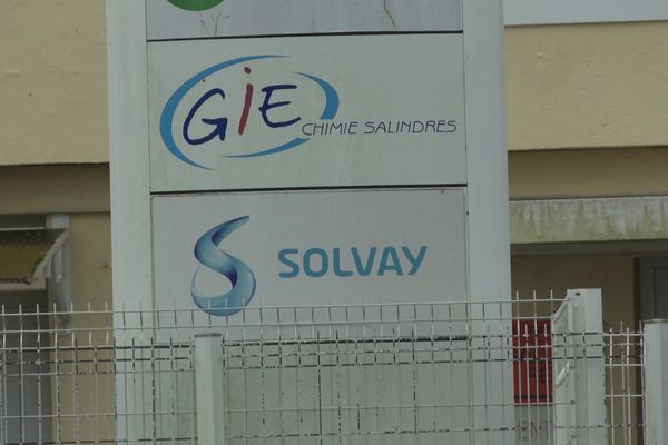 Les ateliers de l'entreprise Solvay à Salindres sont à l'arrêt