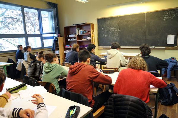 15 millions d'heures d'enseignement seraient perdues chaque année faute de professeurs non remplacés.