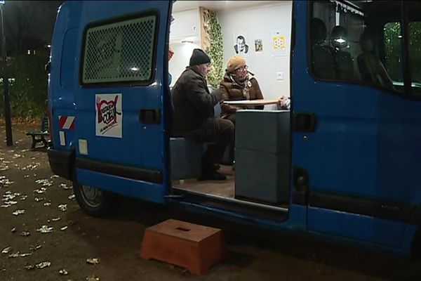 Des rencontres personnalisées dans le camion