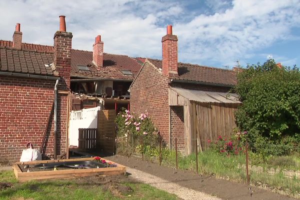 Une maison d'Enquin-lez-Guinegatte a été soufflée par une explosion de gaz ce lundi matin.