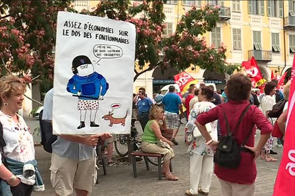 Ce matin, les manifestants sont rassemblés place Garibaldi.