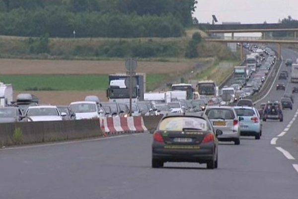 Bison Futé annonce un week end chargé sur les routes pour la première grande vague des départs en vacances