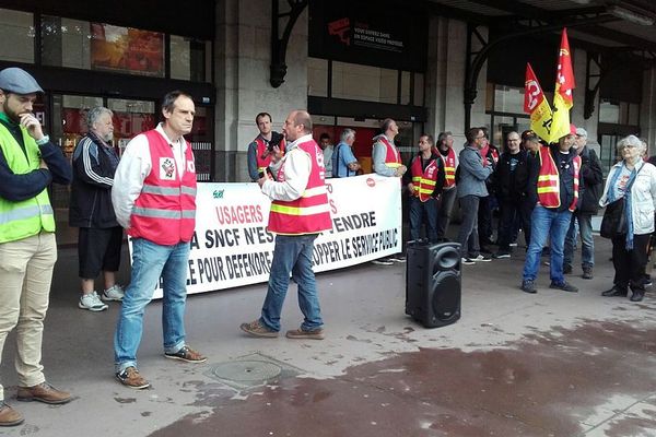 "Pas de rupture de l'unité syndicale", pour les 5 syndicats engagés dans le mouvement. 