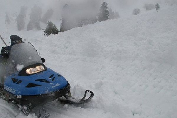 Avalanche dans la station du Mont Dore en 2006