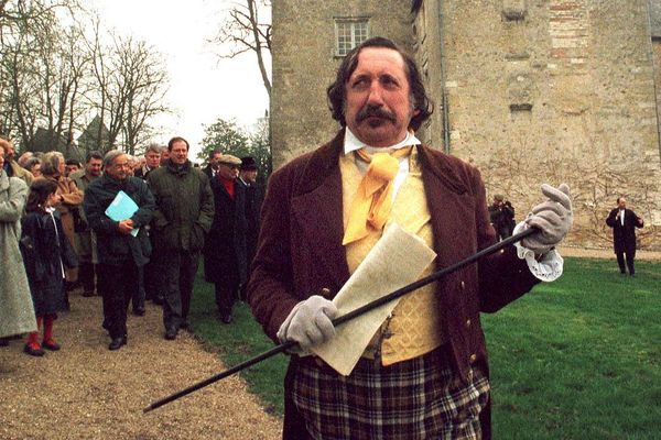 Un comédien représentant Honoré de Balzac accueille le 26 février 1999 au château de Saché - Photo d'illustration