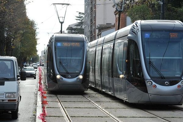 Le tram Garonne à Toulouse