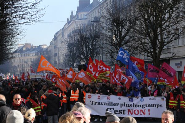 La troisième journée de mobilisation contre la réforme des retraites a rassemblé entre 13 500 et 20 000 manifestants à Caen, ce mardi 7 février 2023, selon les sources.