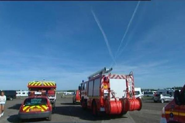 D'importants moyens sont mis en oeuvre par les sapeurs pompiers pour assurer la sécurité sur le site.