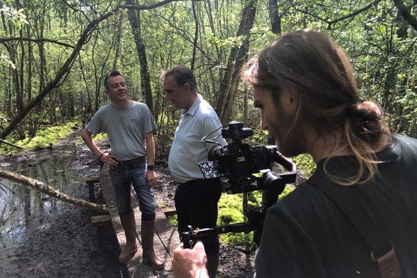 Cyril Hue et Gaël Renaudin en pleine forêt du Perche