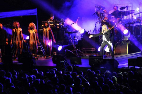 Michel Polnareff sur la scène de Blues Passions à Cognac, ce 9 juillet. 