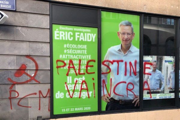 A Clermont-Ferrand, la permanence du candidat LREM Eric Faidy a été la cible de tags hostiles à l'Etat d'Israël dans la nuit du 23 au 24 janvier.