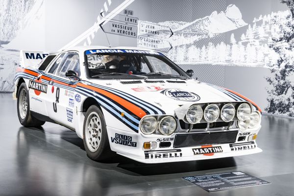 La Lancia vainqueur du rallye de Monte Carlo 1983 est l'une des 19 "perles" de l'âge des rallyes" présentées au MAUTO jusqu'au printemps prochain.