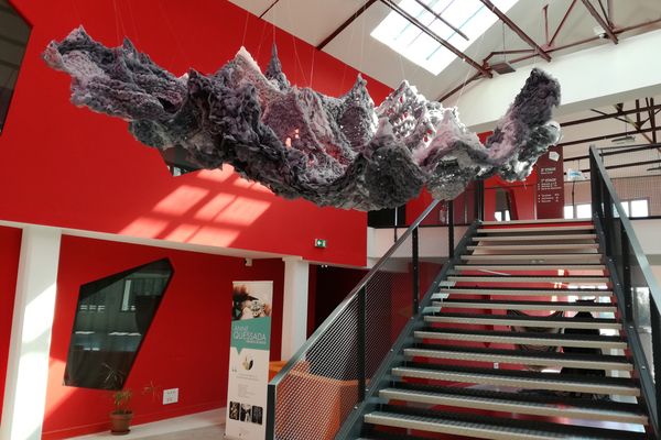 Au château des Ponts-de-Cé, l'exposition annuelle des étudiants de l'école des Beaux Arts est en place et n'attend plus que les visiteurs.