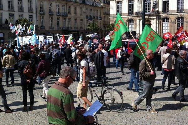 Manifestation du service public à Rennes