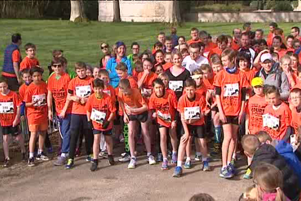 1500 personnes ont participé aux courses contre le cancer ce dimanche à Falaise