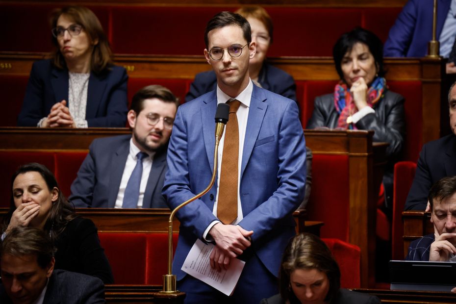 Iñaki Echaniz: Rising Star of French Politics and Achievements as Deputy in Pyrénées-Atlantiques