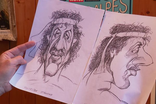 Pendant près de 13 ans, Bruno a dessiné les marionnettes de l'émission les Guignols de l'info