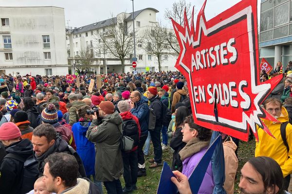 La présidente de la région des Pays de la Loire a annoncé vouloir réduire de 73% le budget de fonctionnement de la culture