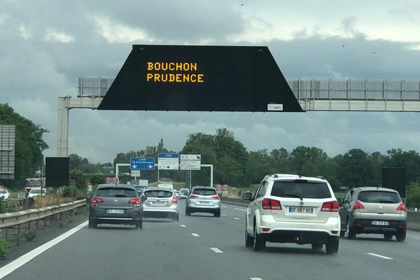 Le trafic devrait rester chargé pendant tout le long week-end de la Toussaint - Photo d'illustration