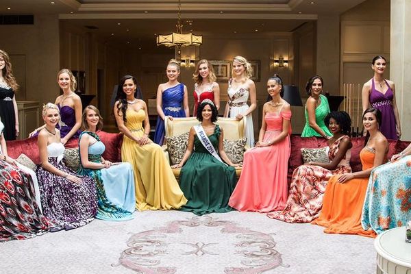 Les 15 ex-candidates au titre de Miss Picardie 2019.