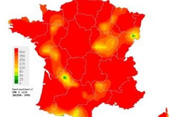 Pour la semaine n°2015s07 Carte d'interpolation spatiale des données basée sur les taux d'incidence départementaux