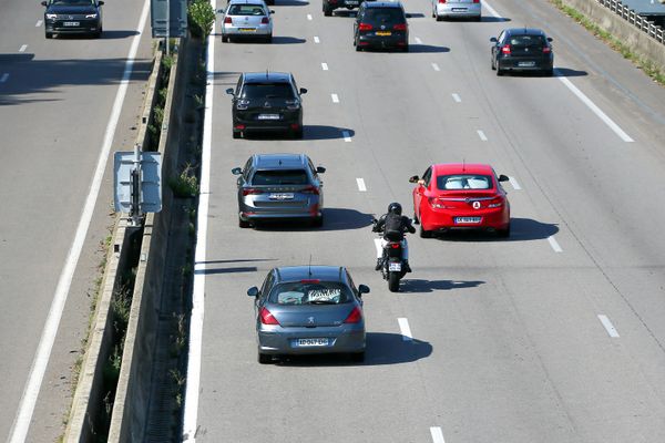 Au 1er janvier 2025, l'interfile sera officiellement interdite. Avant de revenir plus tard ?