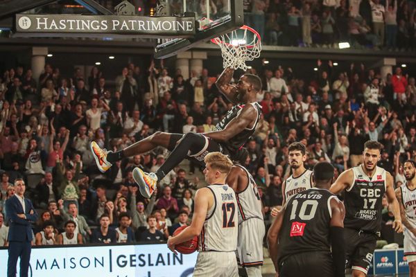 Pour son premier match officiel avec le Caen Basket Calvados, Kentan Facey a régalé le public du Palais des sports, marquant 41 points lors du succès face à son ancienne équipe, Poitiers, en ouverture de la saison de Pro B.