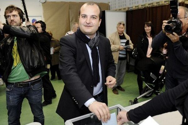 A Fréjus, David Rachline (FN) est arrivé en tête avec 40% des voix devant deux candidats de droite et une candidate d'Union de la gauche.