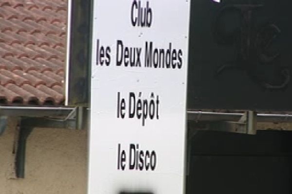 La discothèque Les deux mondes se trouve Avenue Baudin, à Limoges