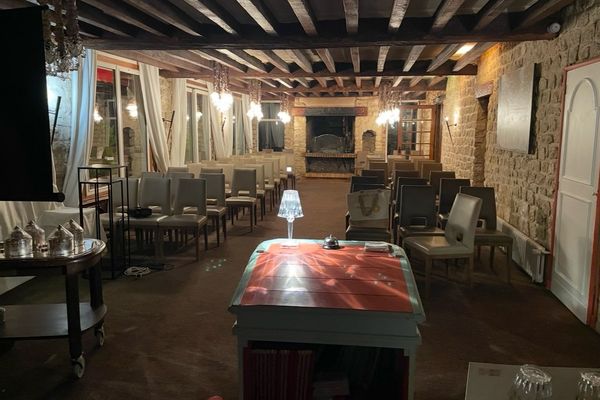 L'auberge 'À la bonne idée', ancien restaurant étoilé, s'est vidé de son mobilier.