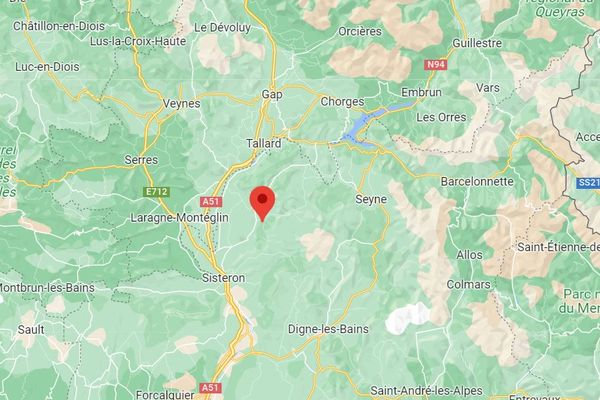 L'accident a eu lieu au lieu dit du Bourguet à Châteaufort.