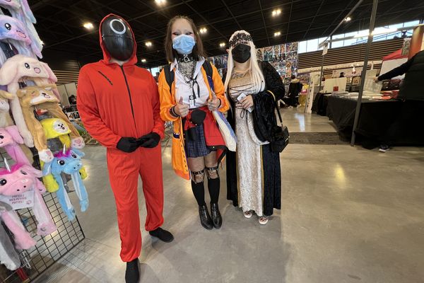 Des cosplayers au salon Game in Reims le 4 décembre 2021.