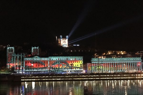 Fête des lumières 2018 - Reflets / Damien Fontaine sur la colline de Fourvière