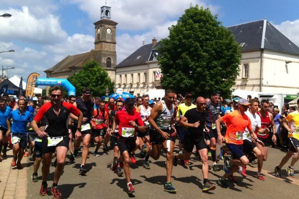 Le Trail de Marsannay, qui s'est couru sur 15 km, a rassemblé 560 participants samedi 28 mai 2016.