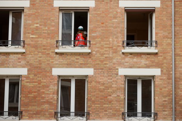 Le chantier de rénovation d’une résidence de Paris Habitat en septembre 2022, dans le XIIIe arrondissement de Paris (illustration).