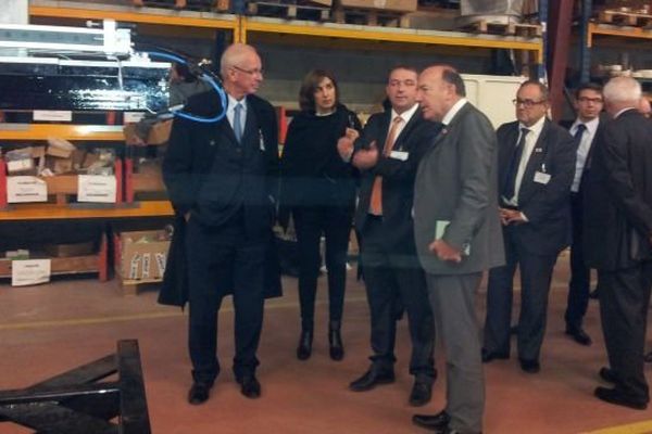 Pierre Gattaz en visite chez Cerinnov à Limoges, 27-11-2014