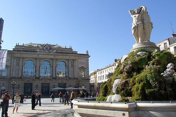 Montpellier - place de la Comédie - archives