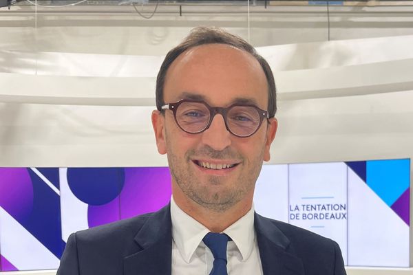 Thomas Cazenave sur le plateau de Dimanche en politique Aquitaine (octobre 2024).