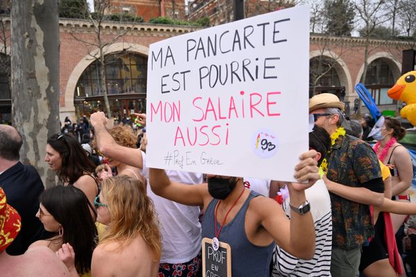 Grève de la fonction publique, les enseignants seront dans la rue le 19 mars pour réclamer des hausses de salaires notamment. Image d'archives.