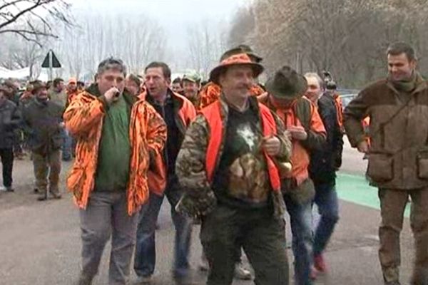 Les chasseurs manifestent