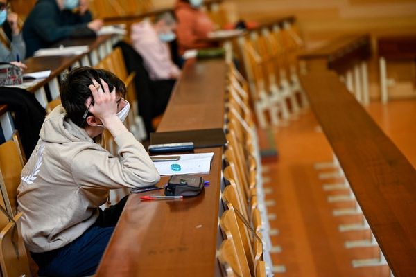 Etudiant à l'Université de Rennes (Ille-et-Vilaine).