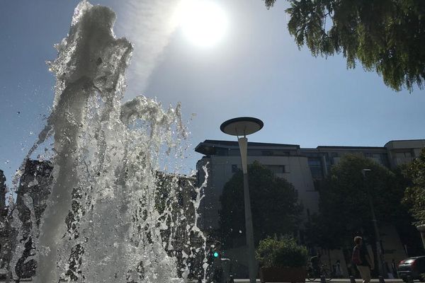 Rien de tel qu'un point d'eau pour se rafraichir en période de grosse chaleur